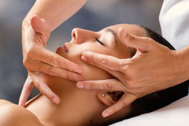 Facial Rejuvenation Massage